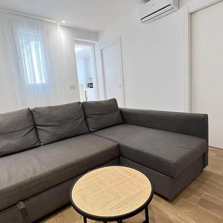 Apartment Hermosos En Pleno Centro Granada